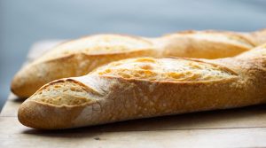 Knusprige Baguettes, ganz einfach selbst gebacken