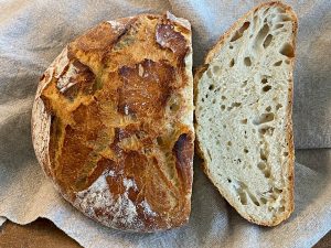 Kühlschrankteig, Backergebnis nach zwei Wochen im Kühlschrank