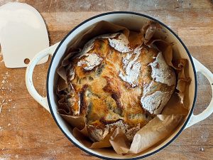 Kühlschrankteig im Topf backen