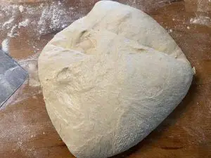 Fougasse-Teig falten