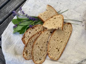 Krume Brot mit Tiefkühlhefe