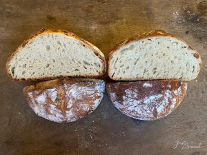 Dinkelbrot mit verschiedneen Wassermengen gebacken