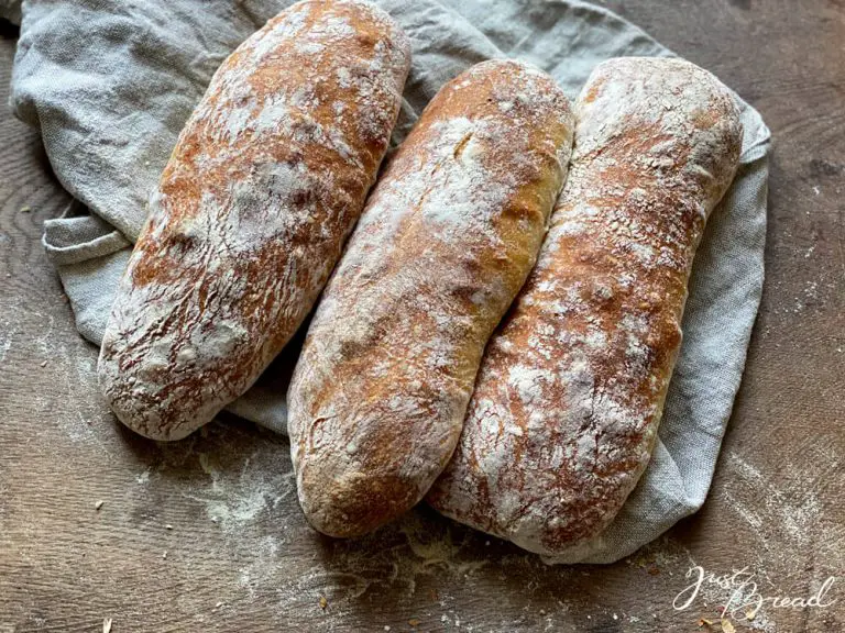 Ein super saftig, lockeres DinkelCiabatta mit Mehlkochstück