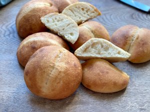 Bekgische Brötchen - Pistolets, süß,salzig und buttrig