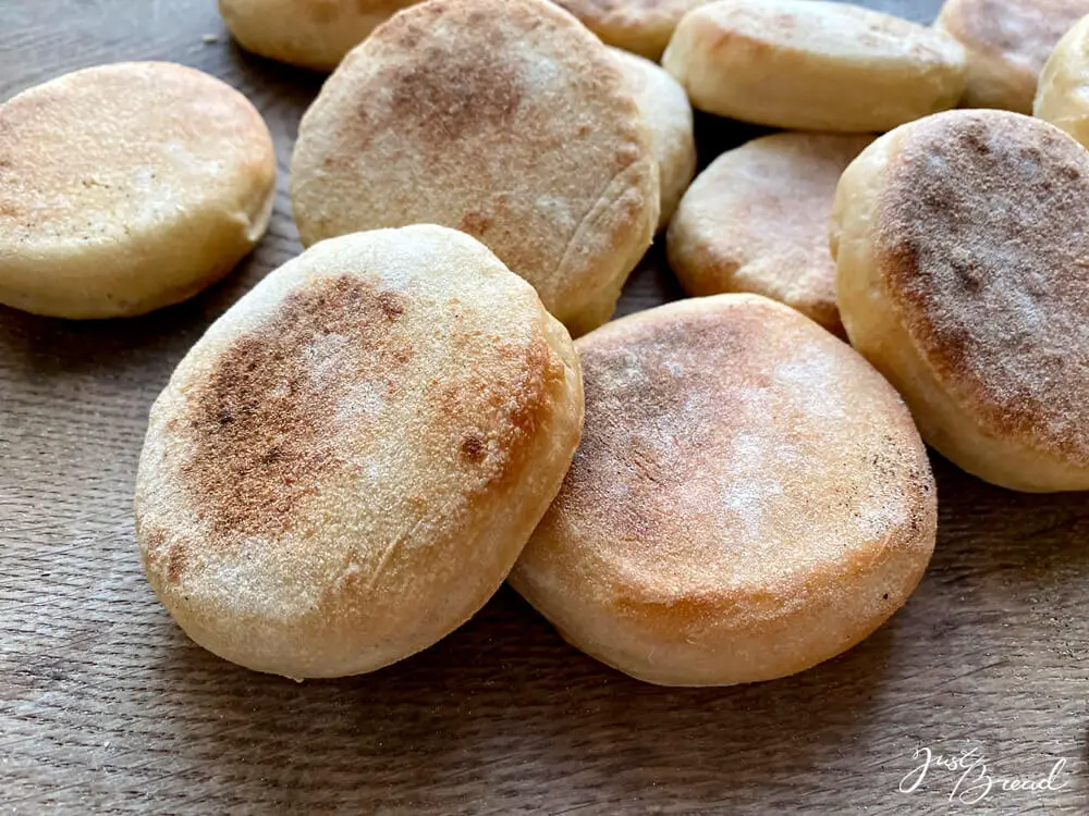 Toasties, die etwas anderen Brötchen mit Hartweizenmehl