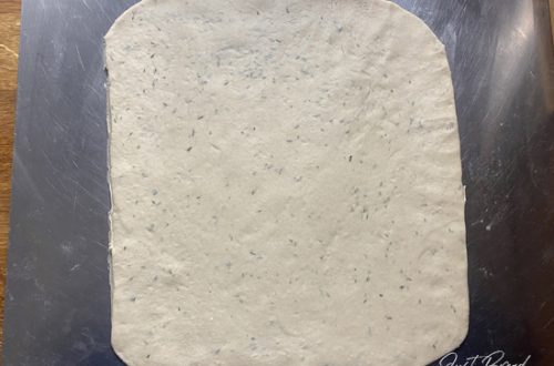 GrissiniTeig bearbeiten und formen