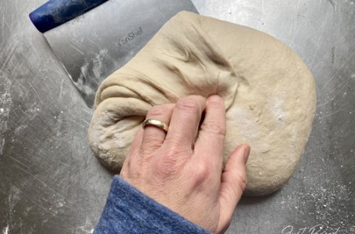 HefewasserBrot rund formen