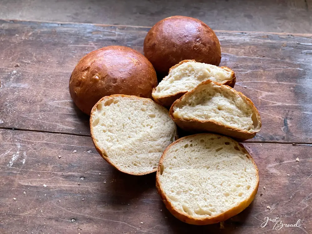 Milchbrötchen mit FrischHefe, schön luftig