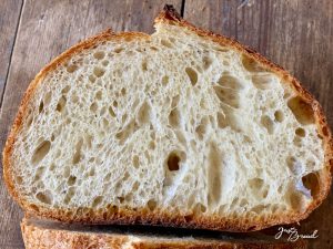 Italienisches Landbrot mit Hartweizenmehl und Tipo 0