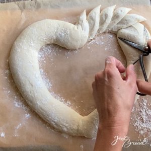 Pain d'épi Herzform vor dem Backen einschneiden