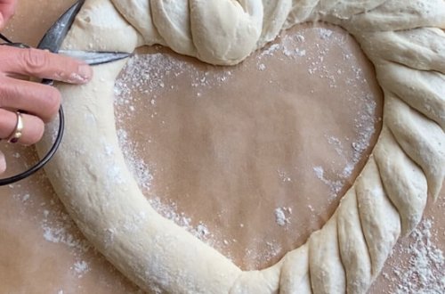 Pain d'épi Herzform vor dem Backen einschneiden
