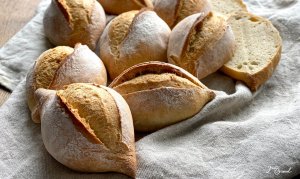 Einkorn-Dinkel-Brötchen