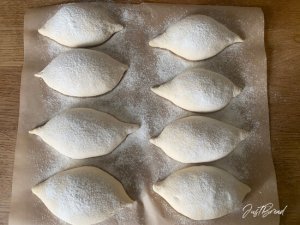 Einkorn Dinkel Brötchen fertige Teiglinge Stückgare