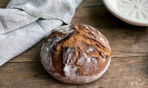 Schwarzbierbrot nach cookieundco