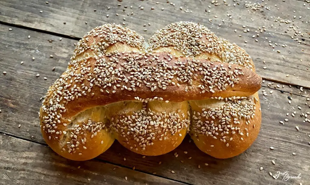 Pane Mafalda - ein typisch sizilianisches Brot oder Brötchen