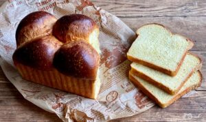 Wattiges Toastbrot mit Pâte fermentée