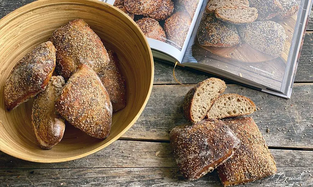 Buchbesprechung -Zeit für gute Brötchen