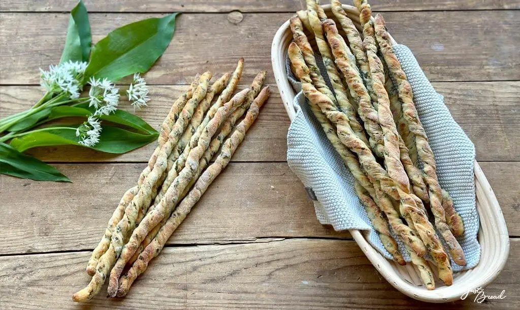 Leckere Bärlauch-Käse-Stangen - ein knuspriger Bärlauch-Snack