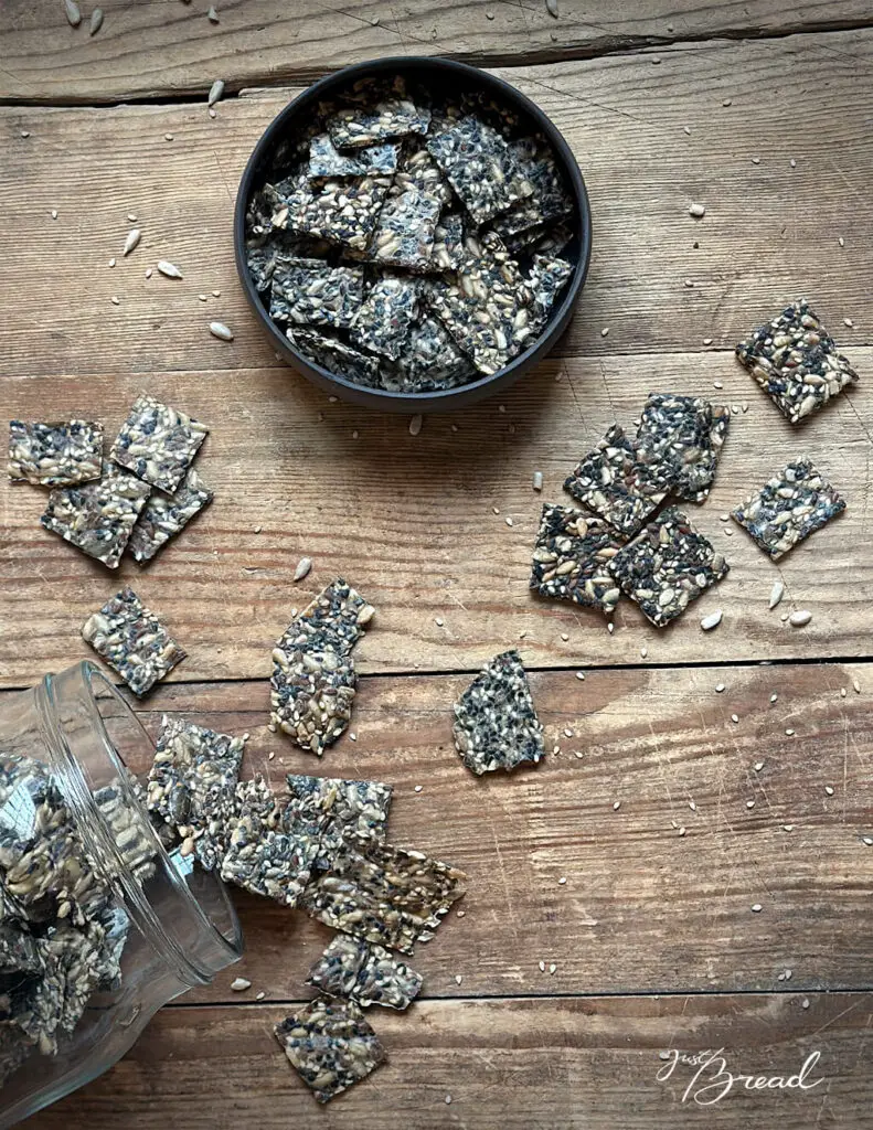 Sauerteig-Cracker gesunde, selbstgemachte Snacks