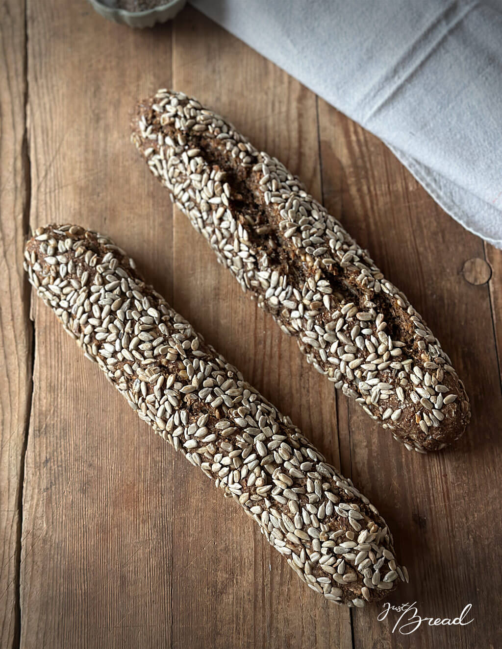 Kernige friesische Küstenstange aus Roggen mit Saaten