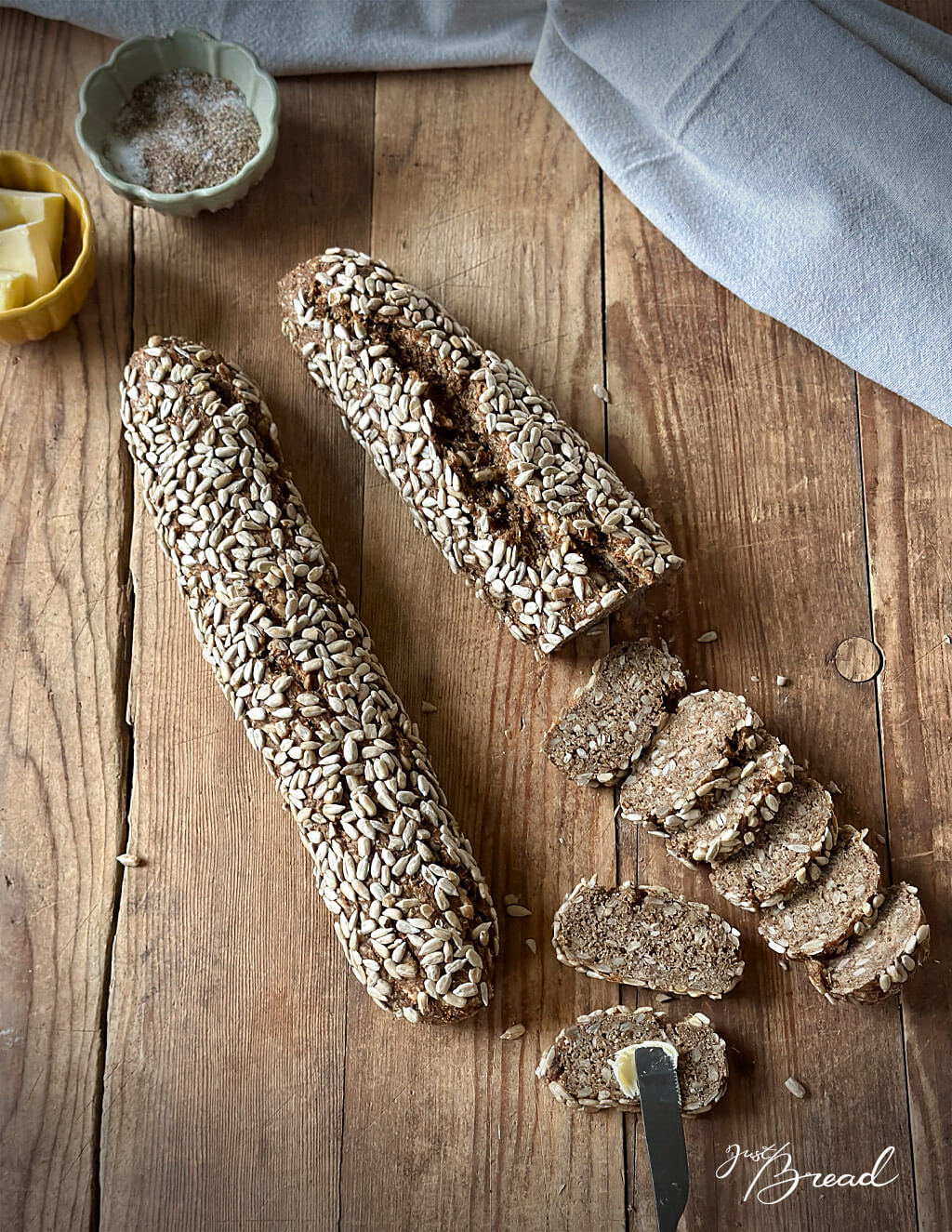 Friesische Küstenstange aus Roggen mit kerniger Krume und knuspriger Kruste