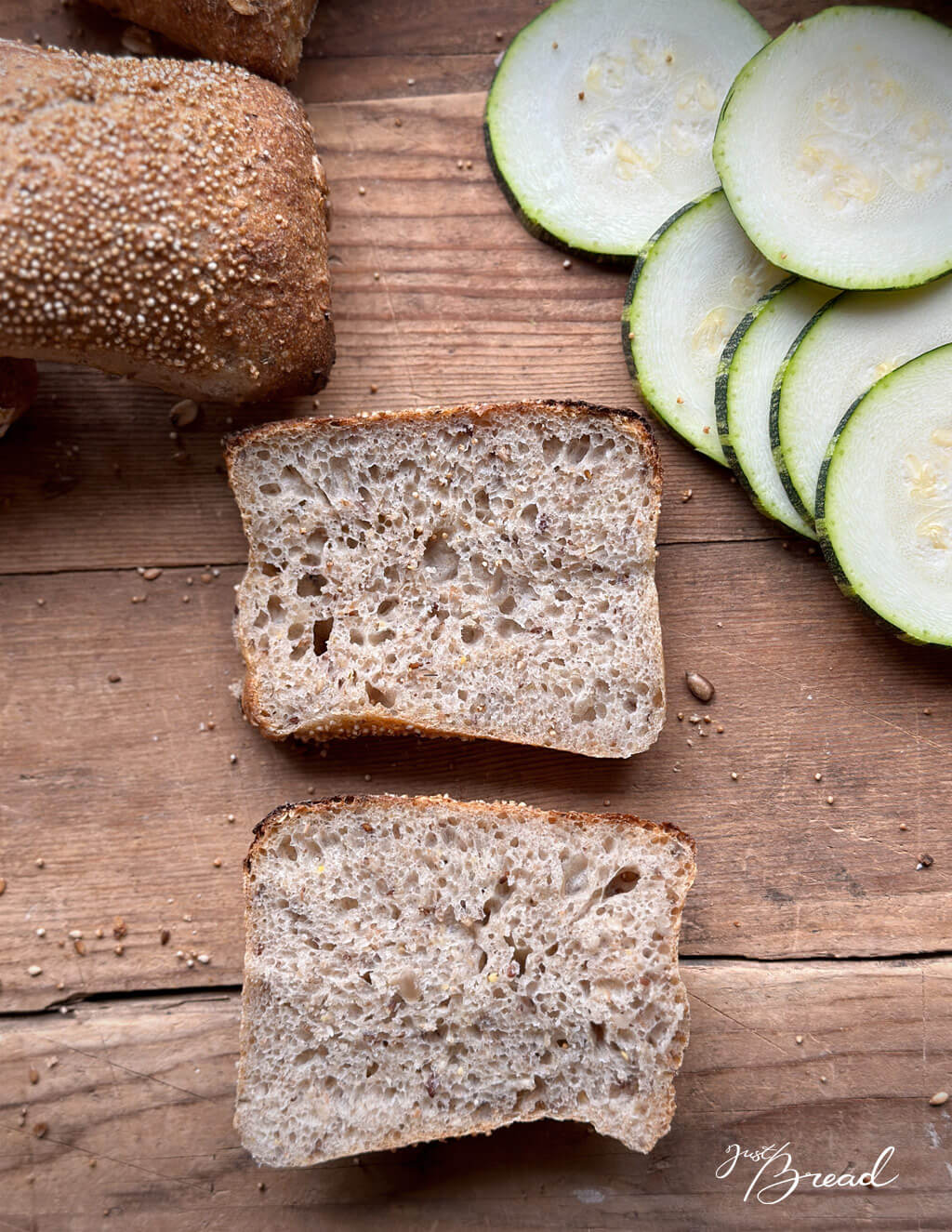 Zucchini-Brötchen mit Saaten selber backen